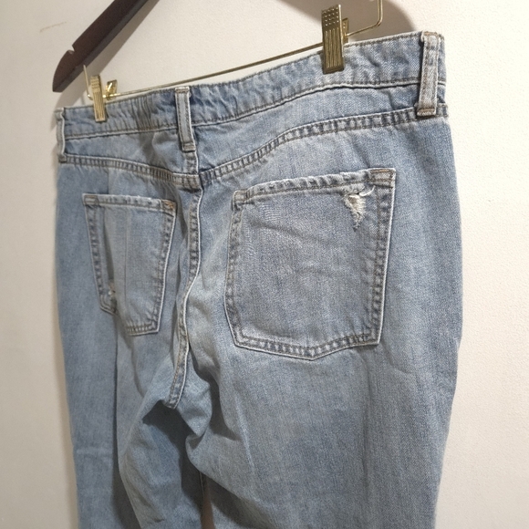 Gap | Light Blue Distressed Women's Boyfriend Jeans - Picture 8 of 11